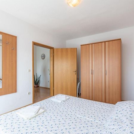 Apartments Mimi โตรกีร์ ห้อง รูปภาพ