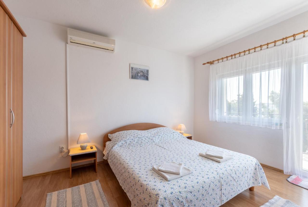 Apartments Mimi โตรกีร์ ภายนอก รูปภาพ